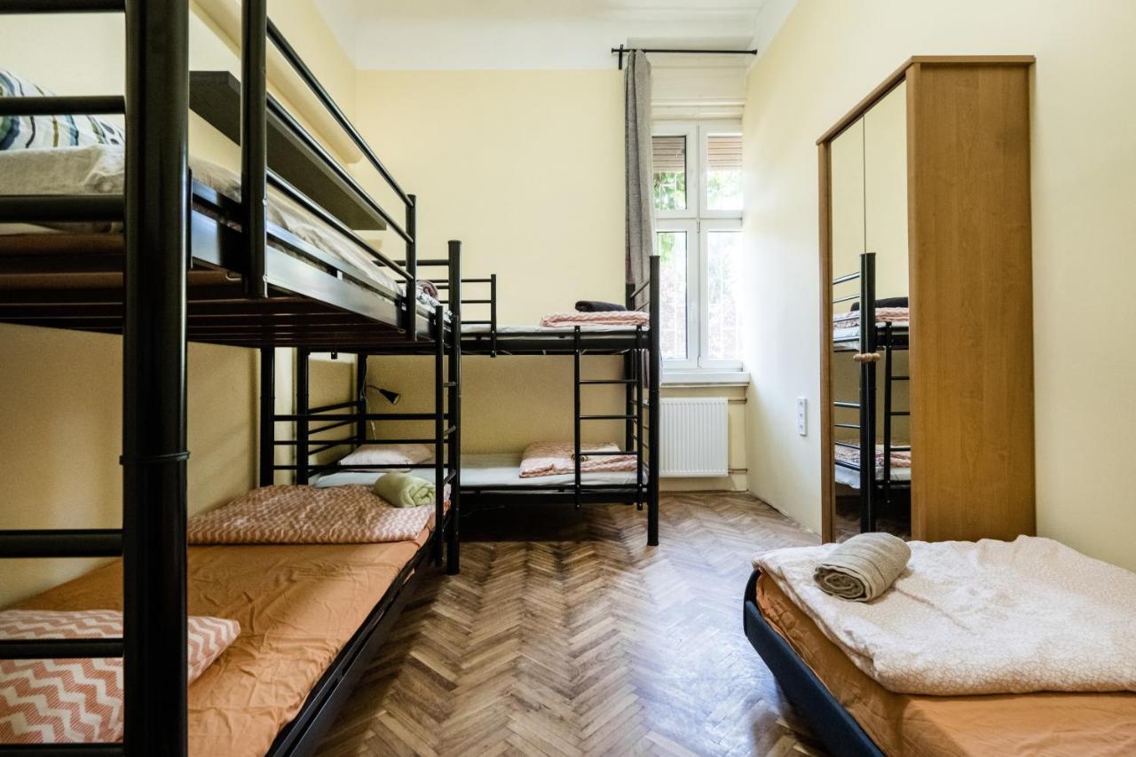 Baroque Hostel&Coworking Budapest Exterior foto