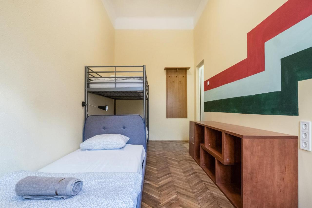 Baroque Hostel&Coworking Budapest Exterior foto