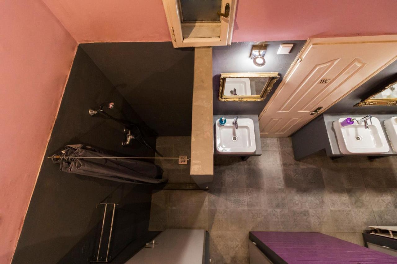 Baroque Hostel&Coworking Budapest Exterior foto
